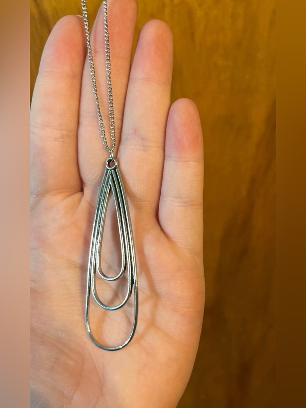 Brand New Silver Teardrop Necklace